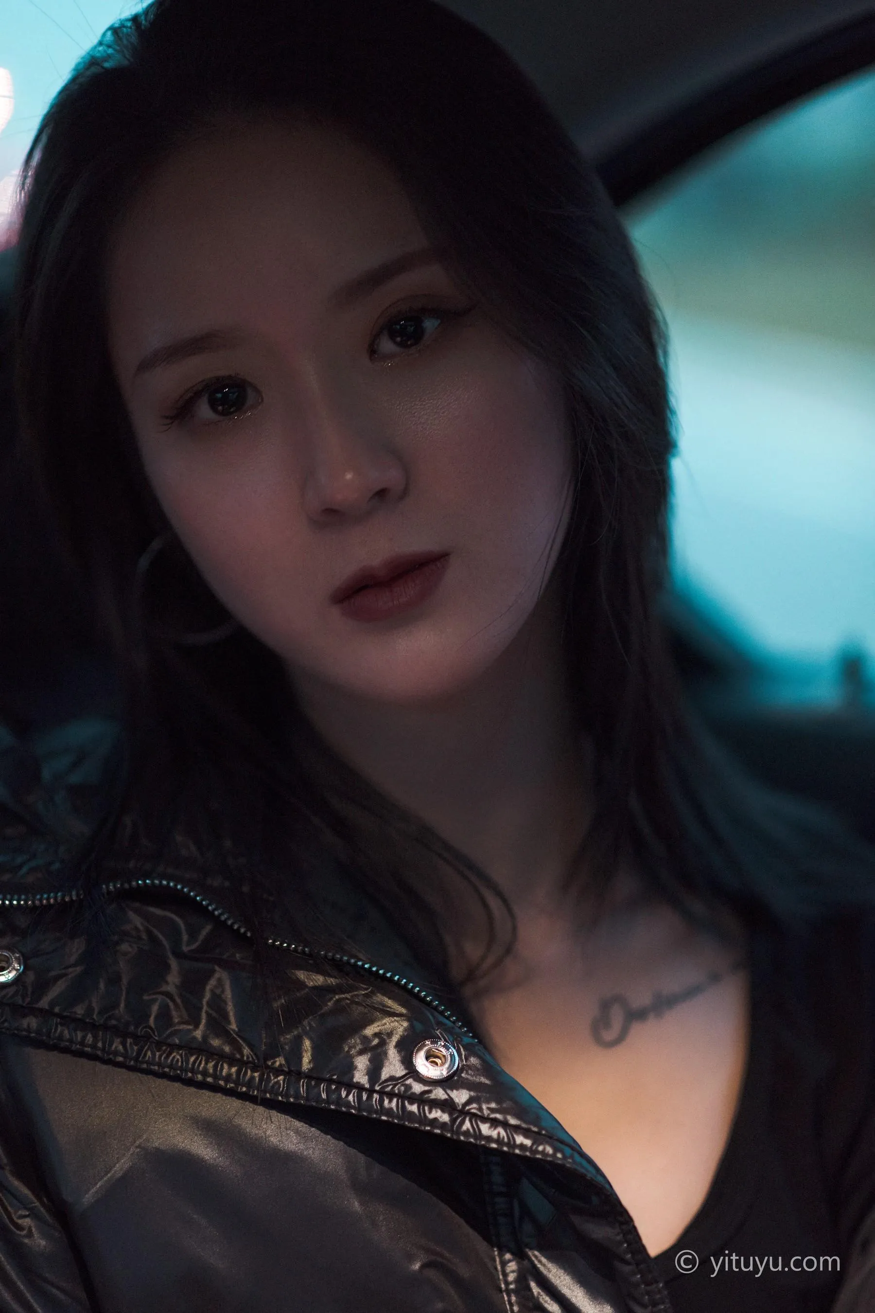 [YITUYU艺图语]2021.07.16 天冷了 阿月 [26P]插图2